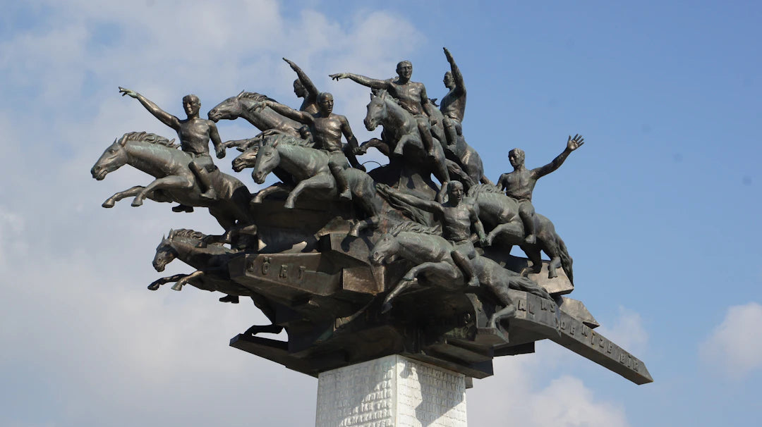 Guide to Choosing and Displaying Western Bronze Sculptures