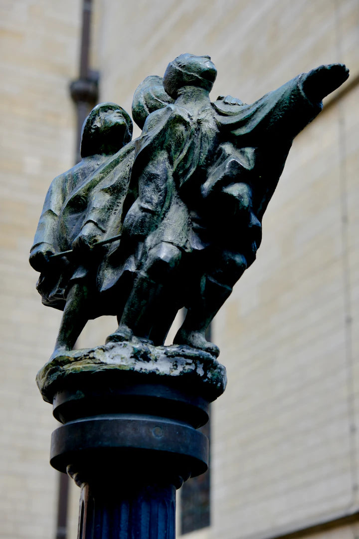 Guide to Choosing and Displaying Religious Bronze Sculptures
