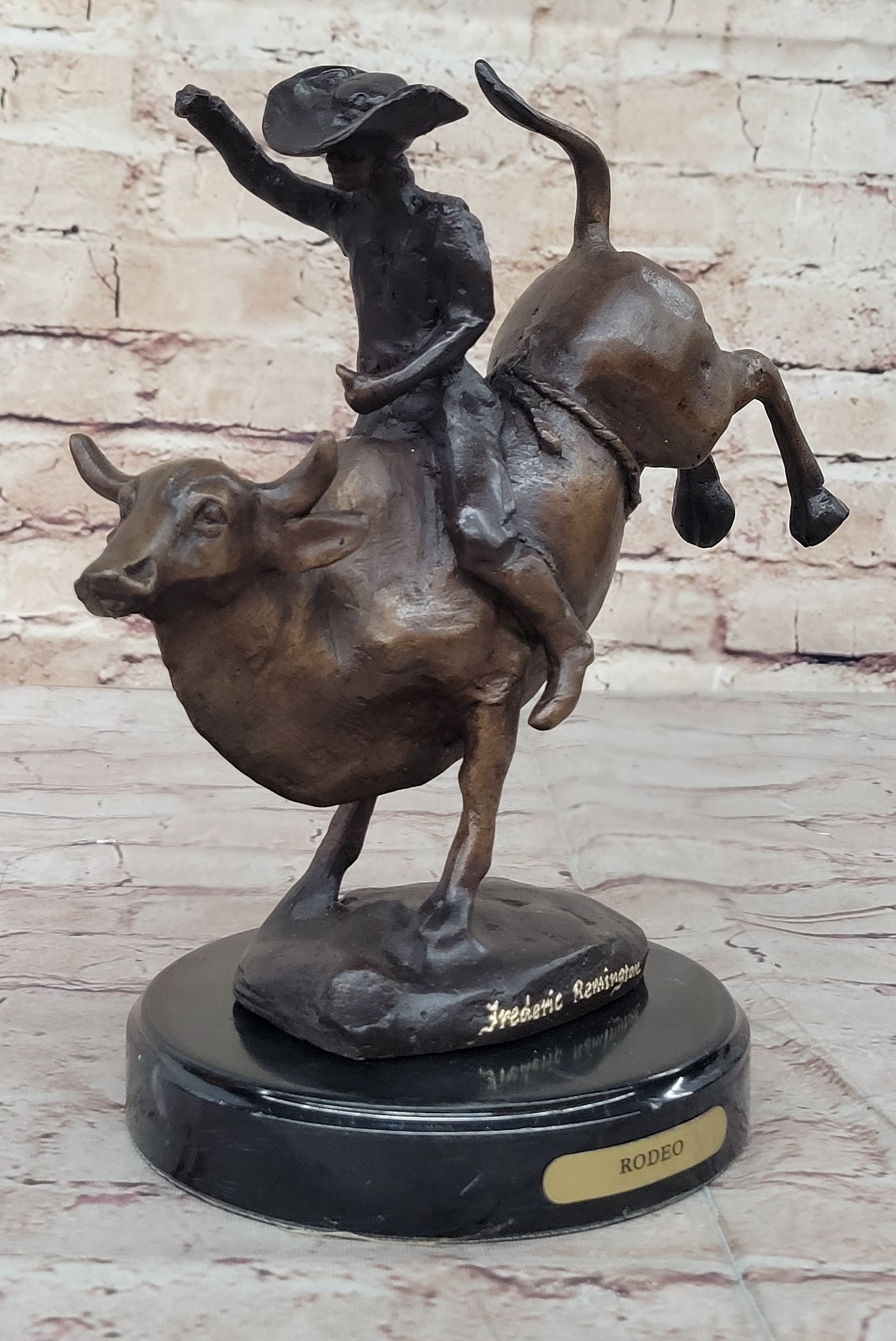 Cowboy Riding Bull Rodeo Bronze Sculpture Marble Base Statue – Bronzhaus