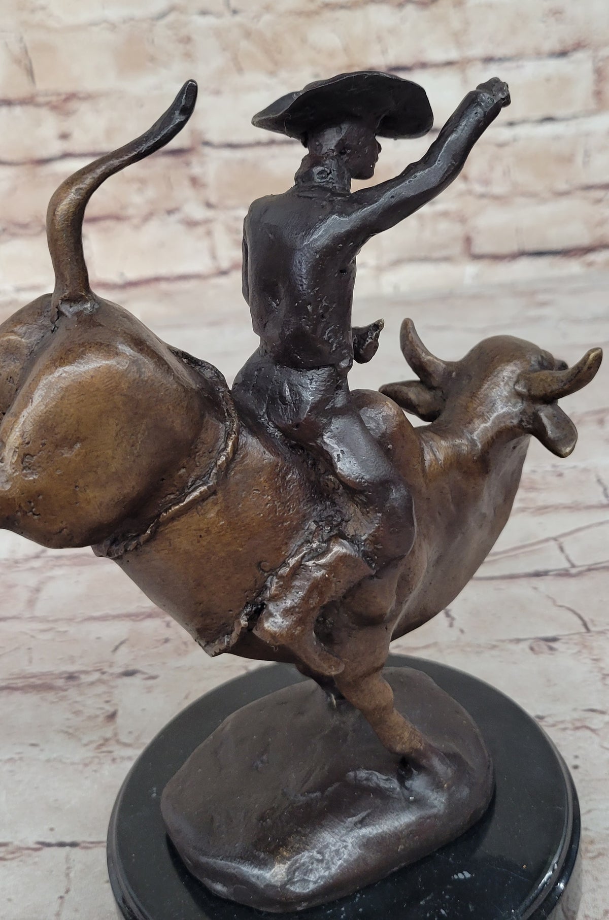 Cowboy Riding Bull Rodeo Bronze Sculpture Marble Base Statue – Bronzhaus