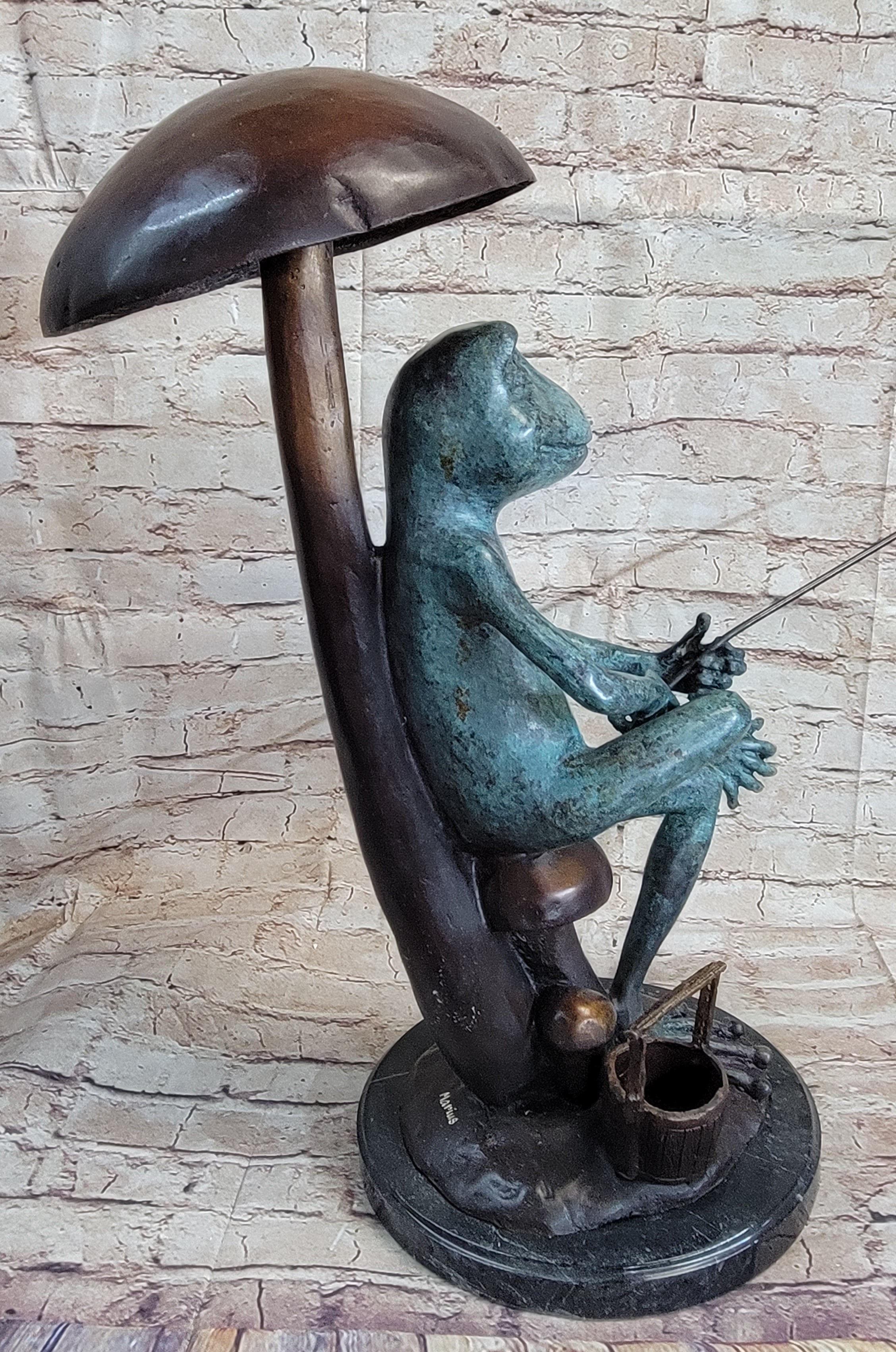 Bronze Sculpture Statue of a Frog Fishing Under a Mushroom Signed Orig –  Bronzhaus
