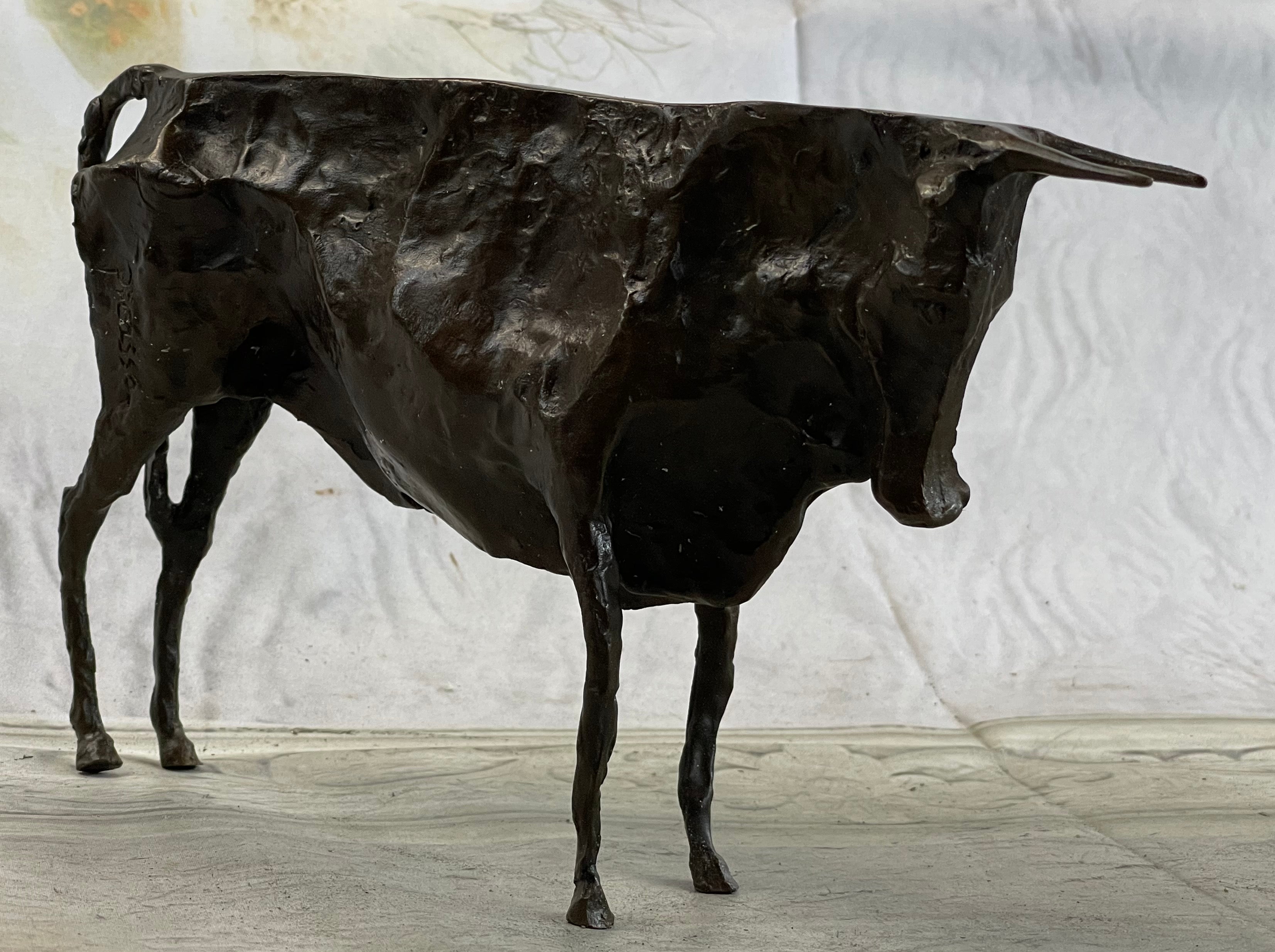 ABSTRACT HOTCAST BRONZE CUBIST PICASSO STYLE BULL STATUE SIGNED   W XN0943 .JPG 2021 6 2814.8.25 65109e1c 2833 401b 9df2 7c799aef2f72 