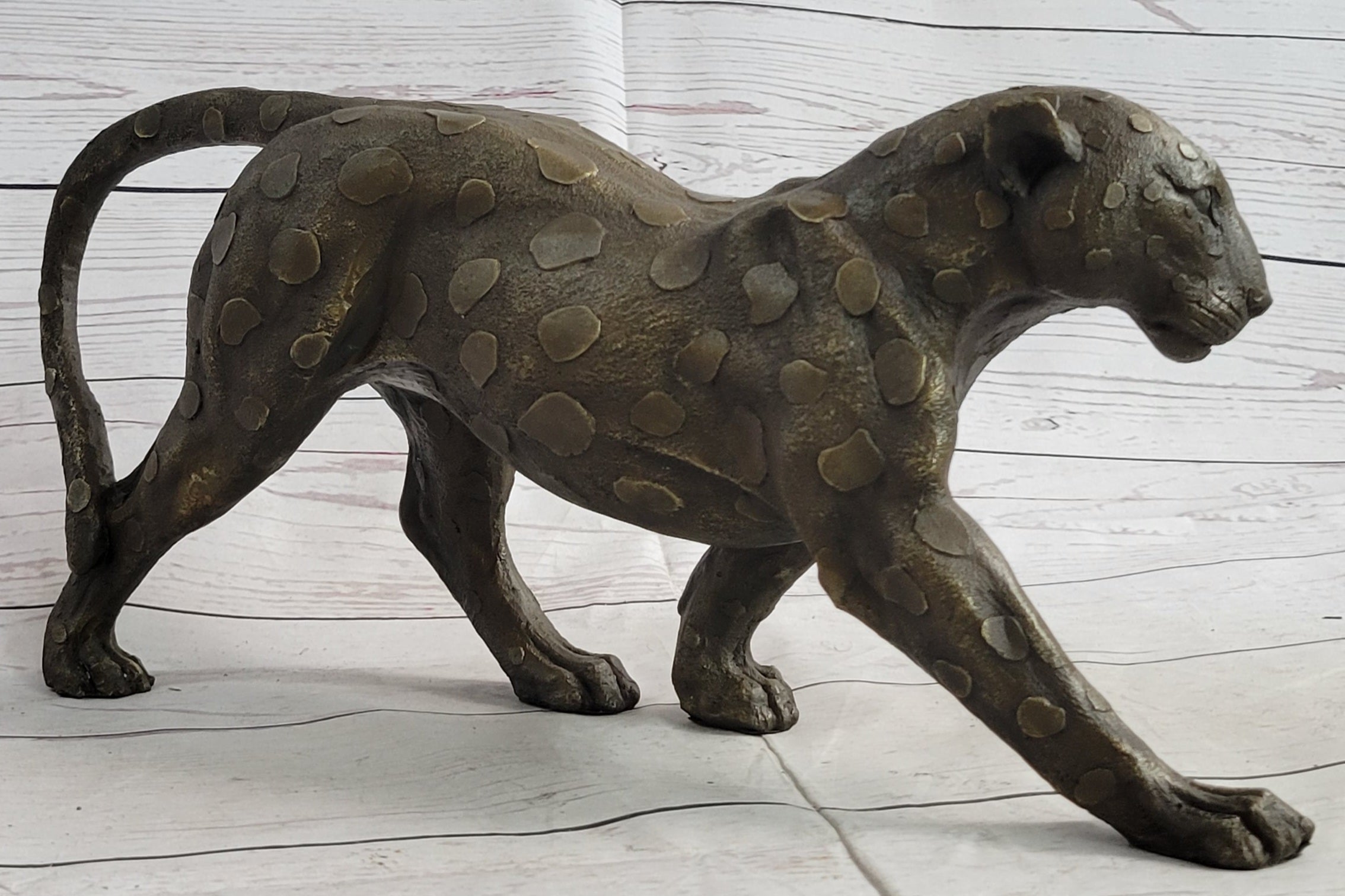 Hot Cast Bronze Cheetah Cat Figurine Sculpture Statue Decor – Bronzhaus