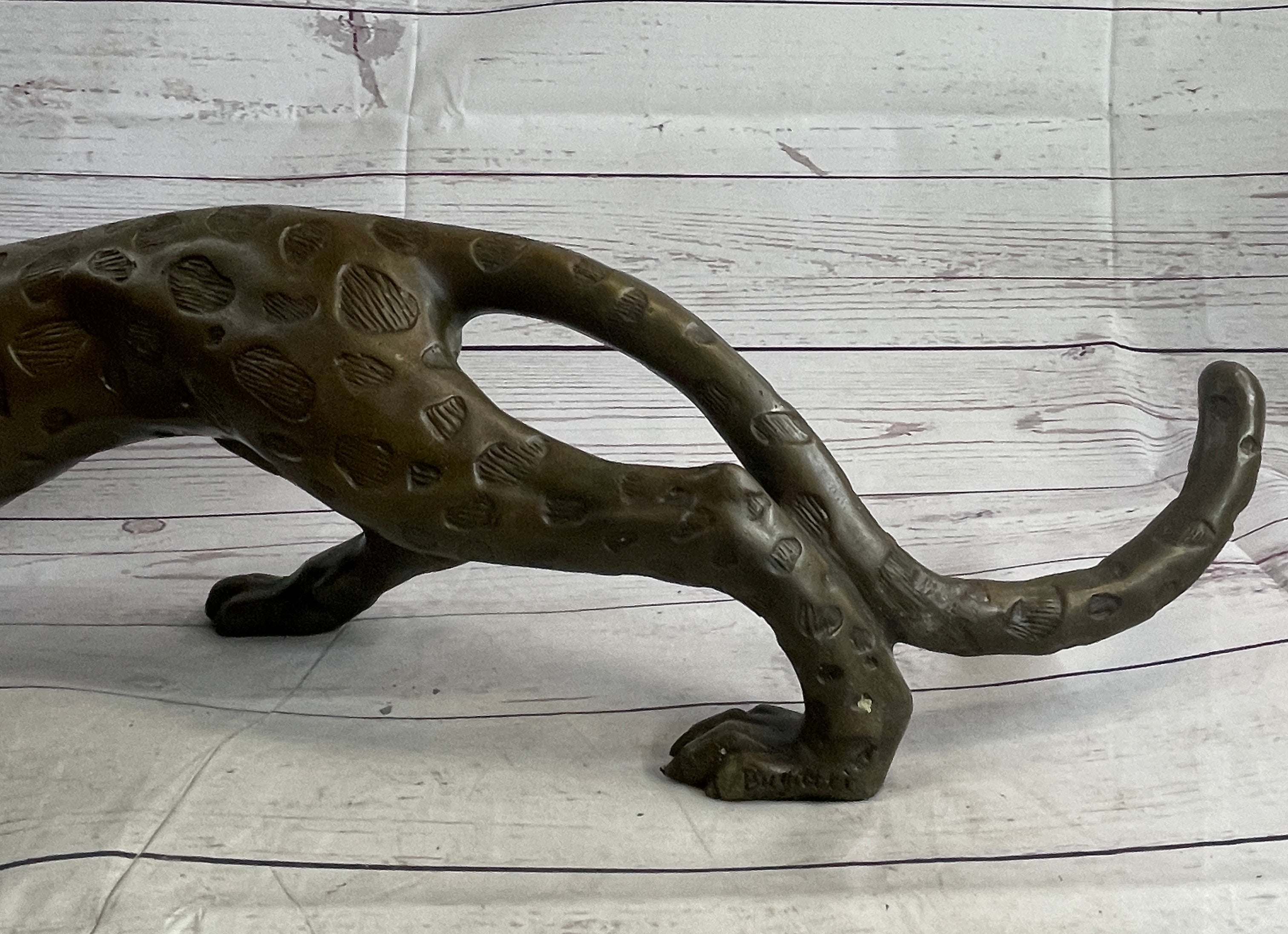 Sold at Auction: Cast aluminum Metal Cheetah Statue ,42 inches
